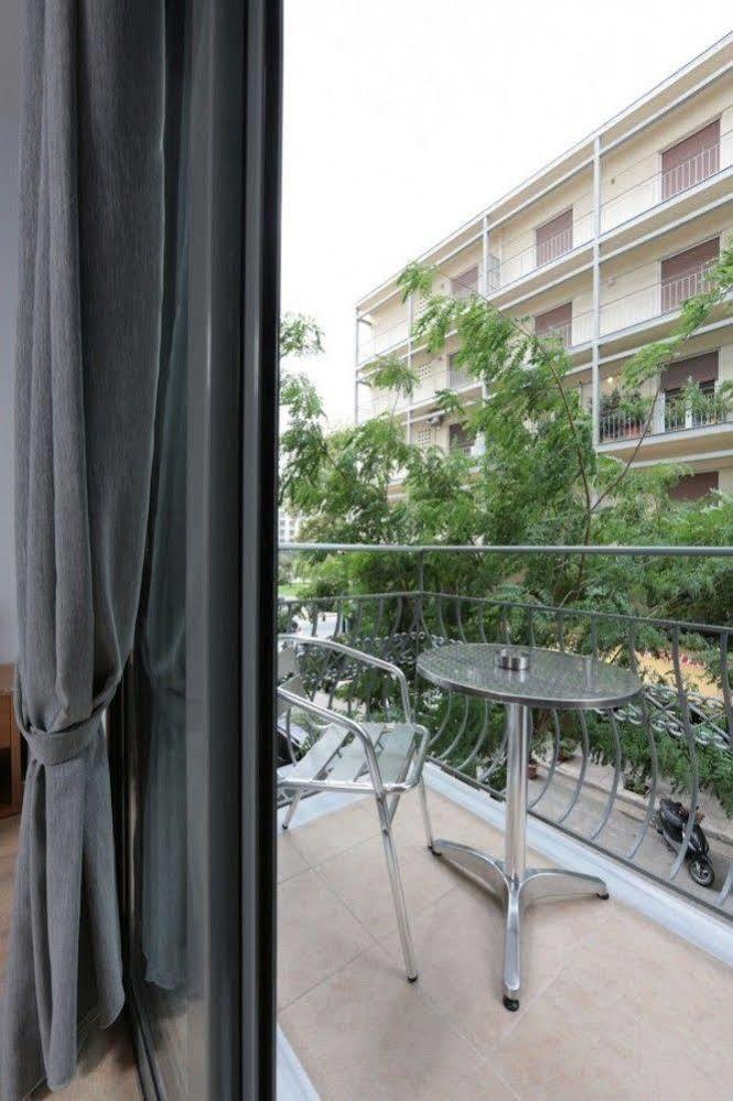 Meni Apartments Athens Exterior photo